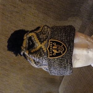 Raiders beannie